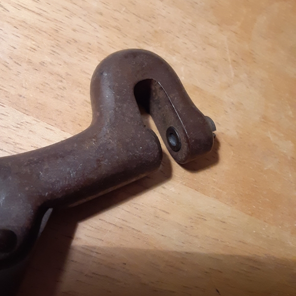 AD706 Apex vintage hole punch. - Picture 3 of 6